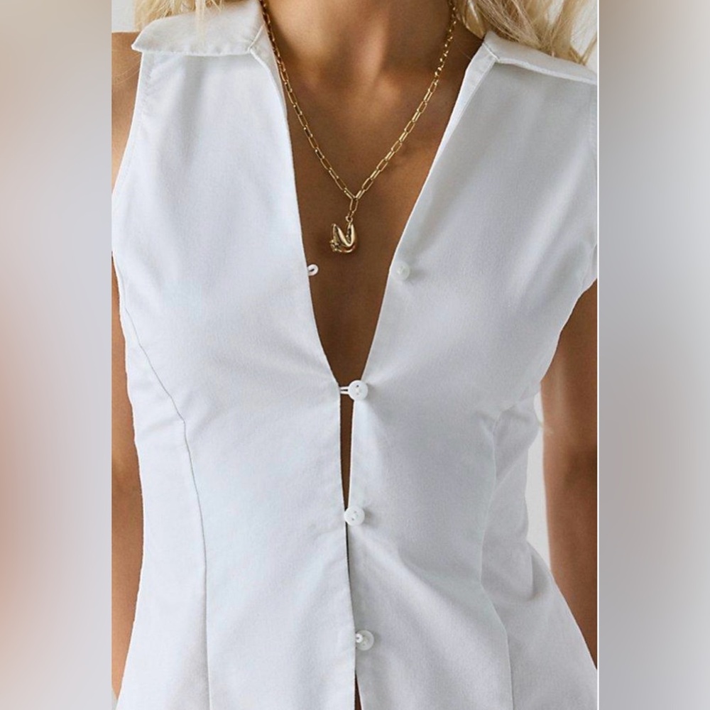 NEW! Urban Outfitters Party Girl Cotton-Blend Button Down Sleeveless Top Small - Picture 3 of 14